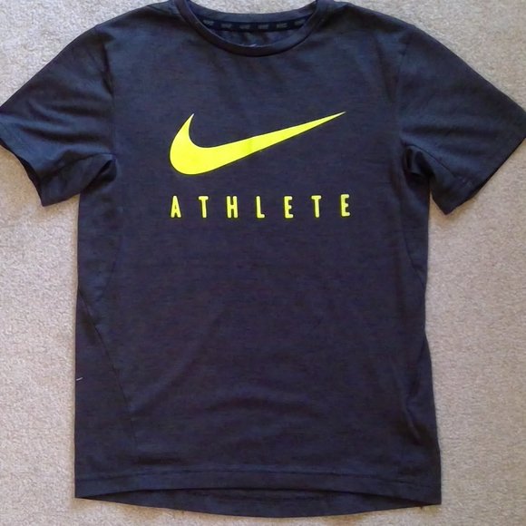 Nike Other - Boys athletic shirt